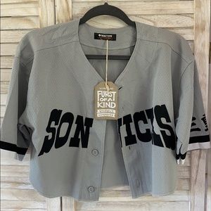 Cropped Furst Of A Kind Jersey